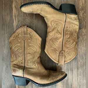 Cody James Boys’ (or Girls’) Cowboy Boots sz 2 Youth 2-D